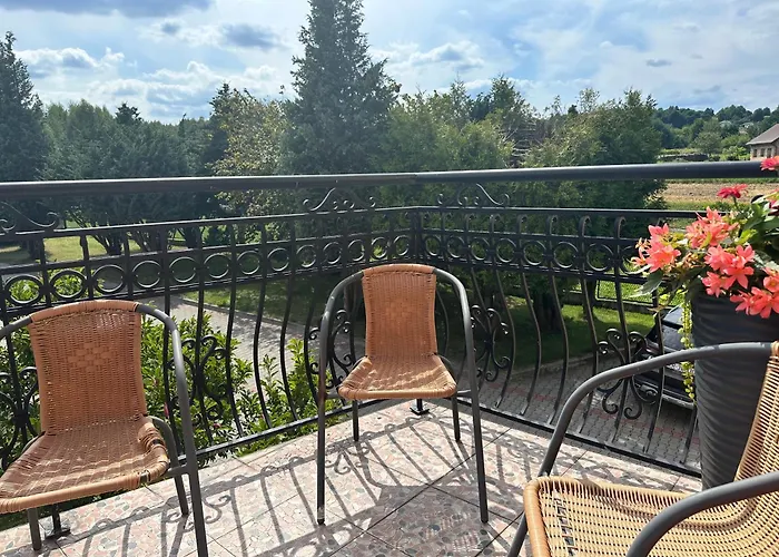 Grojec בית הארחה *